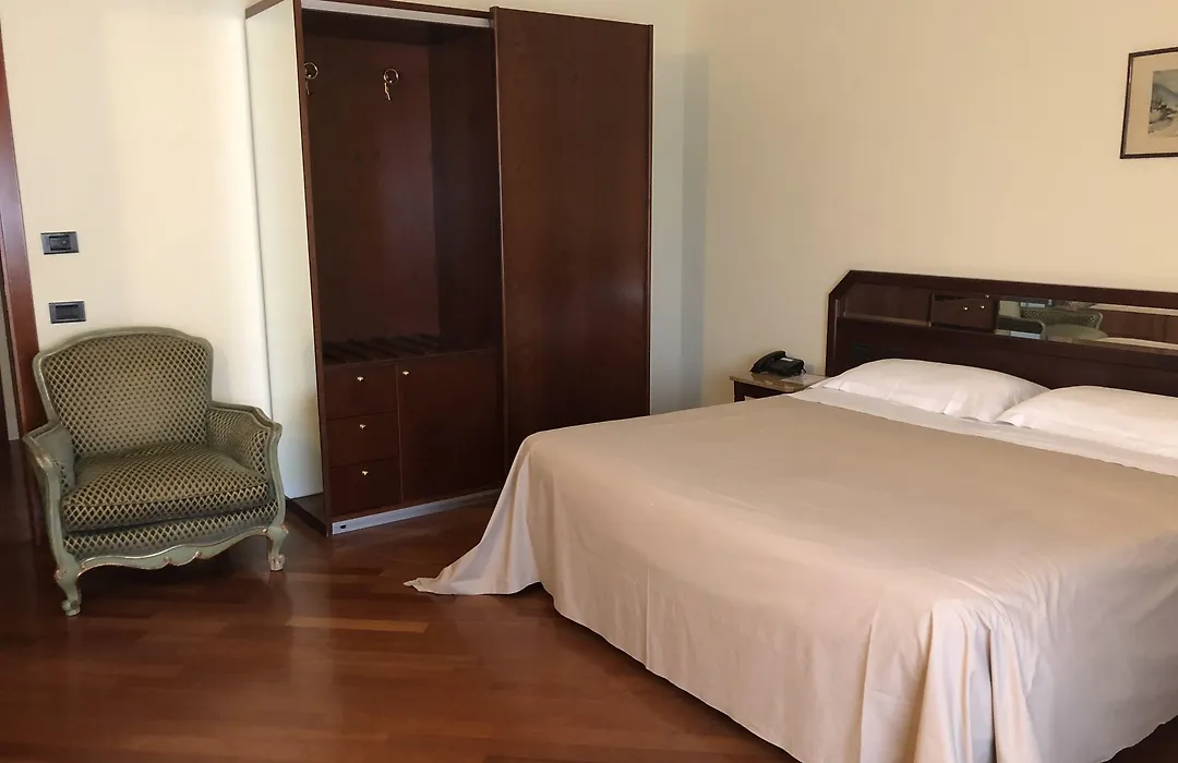 The Regent Boutique Hotel & Spa-1